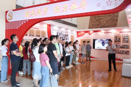 西安光机所举行2020-2021学年开学典礼及入所培训圆满举办